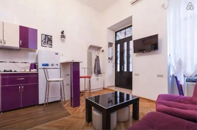 Comfortable Flat In Central Тбилиси Апартаменты