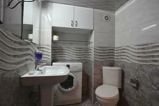 Апартаменты Comfortable Flat In Central Тбилиси