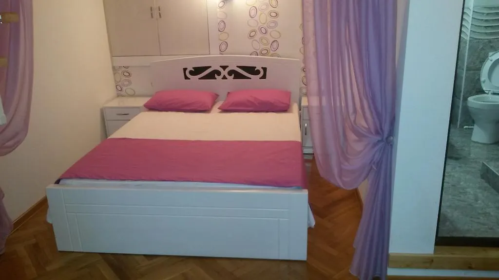 Comfortable Flat In Central Tbilisi Apartment